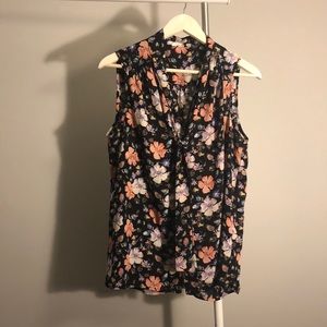 Pleione Sleeveless Bow tie Blouse